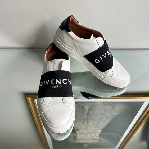 Tênis Givenchy Branco e Preto