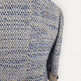 Casaco Dolce & Gabanna Tweed Azul com Detalhes Bege e Dourado.