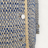 Casaco Dolce & Gabanna Tweed Azul com Detalhes Bege e Dourado.
