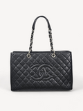 Bolsa Chanel Shopper Preta Caviar com Ferragem Prata Grande