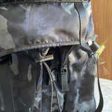 Mochila Prada Em Nylon Camuflado