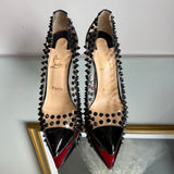 Scarpin Christian Louboutin Verniz Transparente Spikes Pretos