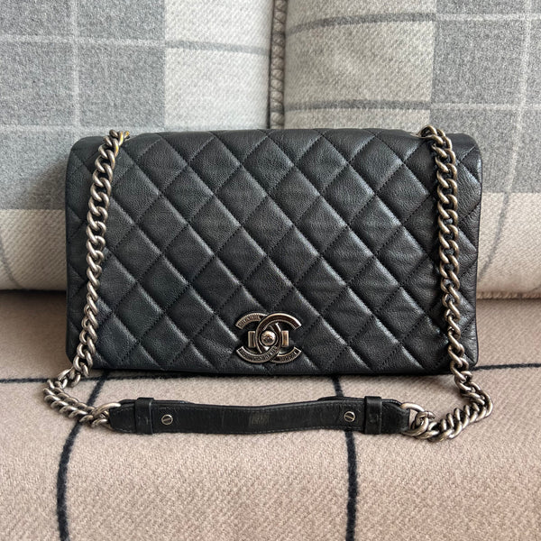 Bolsa Chanel City Rock Couro Preto